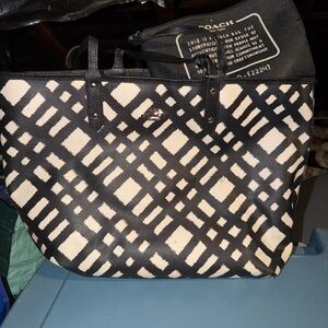 Reversible Coach Black and Cream Geometric Tote